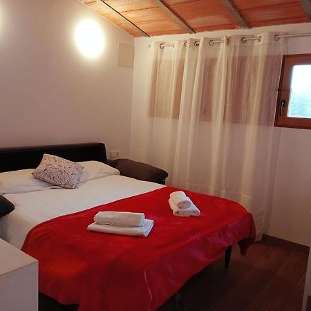 Ahin Casa Rural Ana Maria Ain מראה חיצוני תמונה