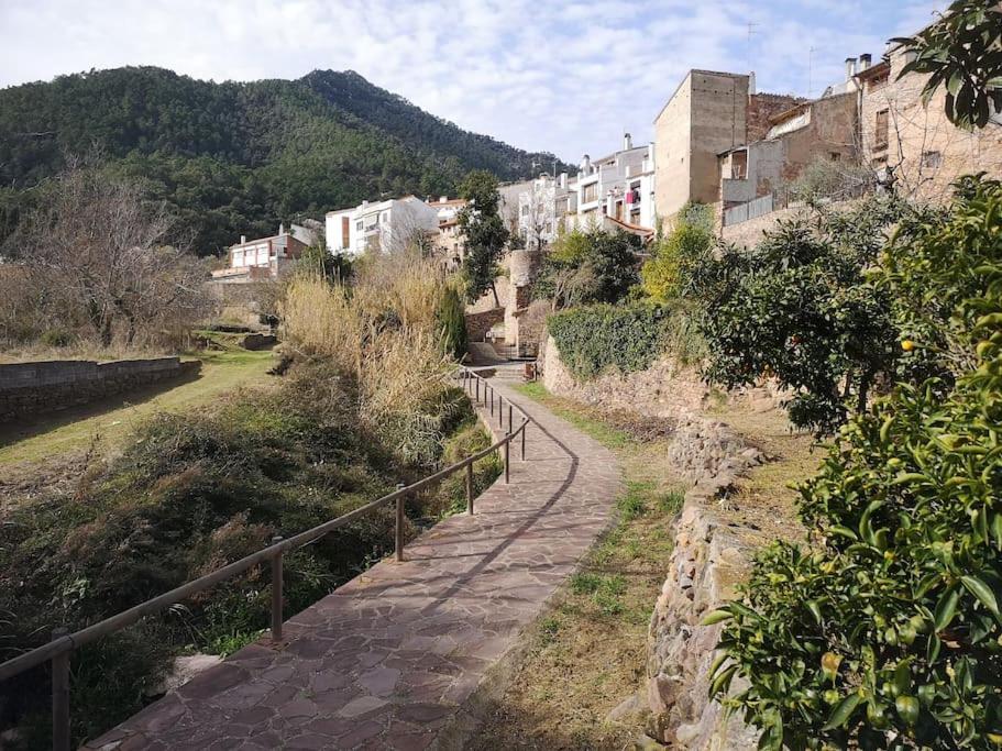 Ahin Casa Rural Ana Maria Ain מראה חיצוני תמונה